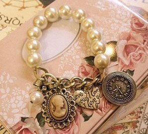 Vintage-Style Pearl Bracelet W/ Charms Just $2.89 + Free Shipping
