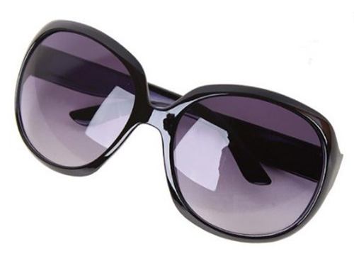 Vintage-Style Oversized Frame Sunglasses Just $2.59 + Free Shipping