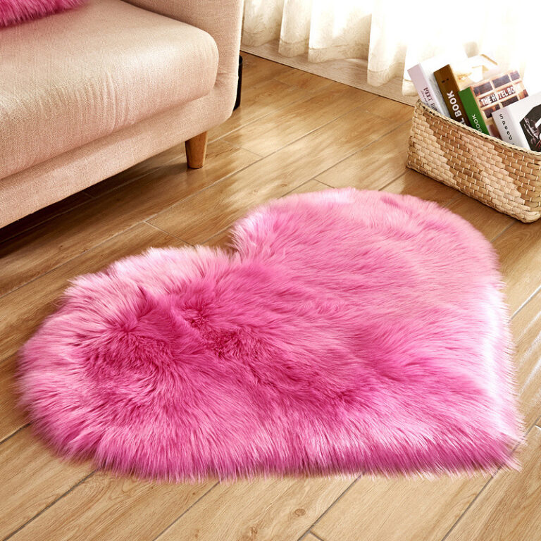 Affordable Plush Heart-Shaped Carpet on Aliexpress